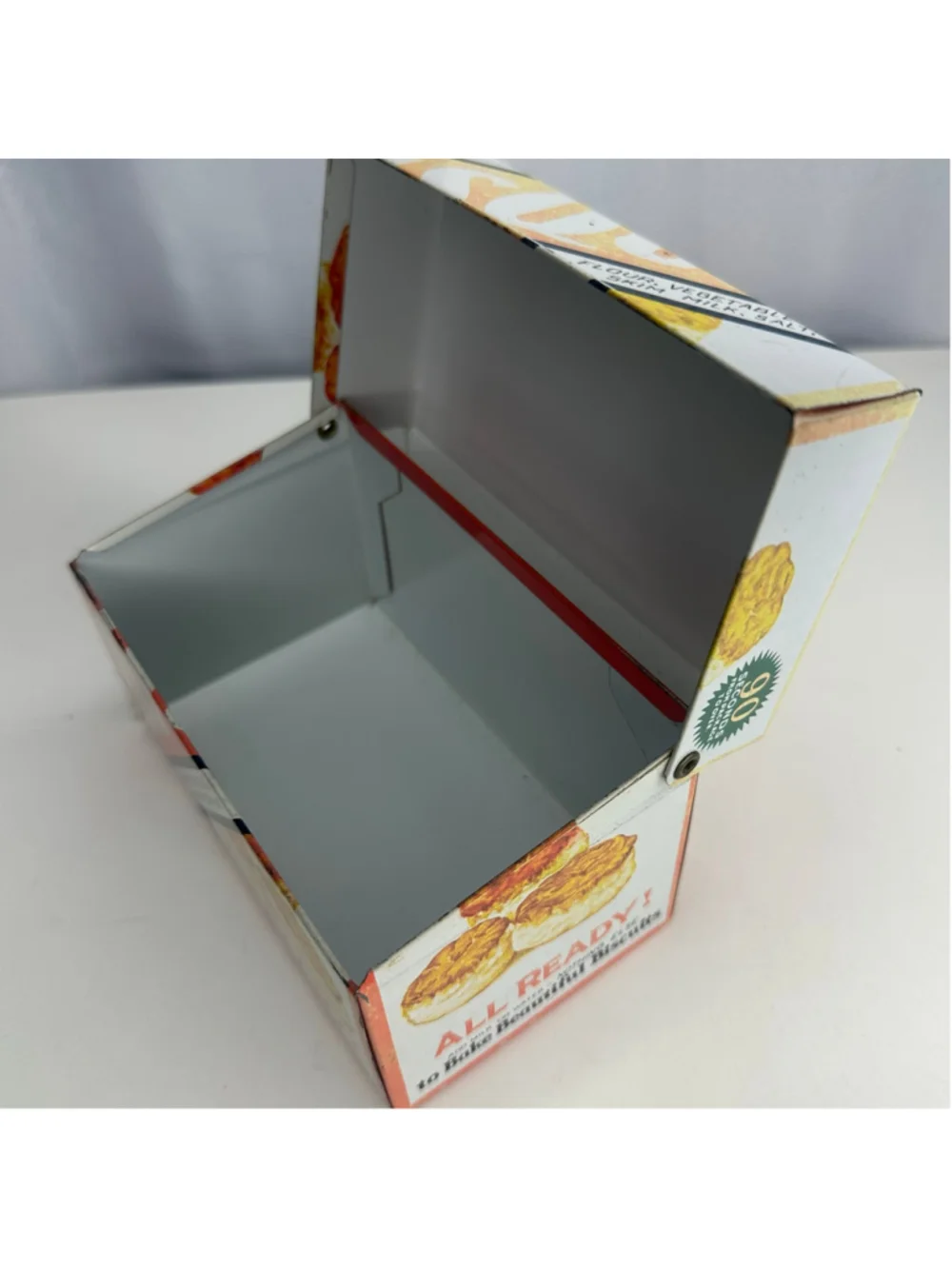 Vintage Betty Crocker Bisquick Metal Recipe Box Tin – General Mills Advertising